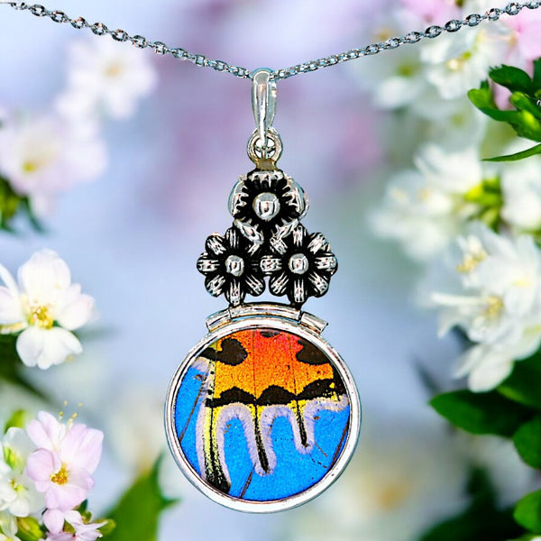 Floral Natural Butterfly Necklace
