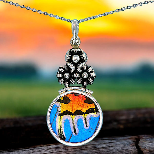 Floral Natural Butterfly Necklace