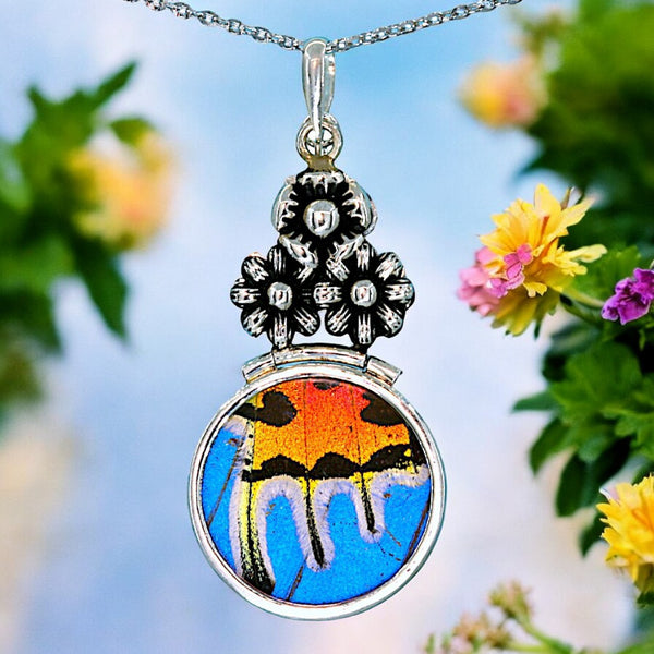 Floral Natural Butterfly Necklace